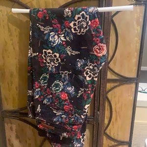Patterned jeans